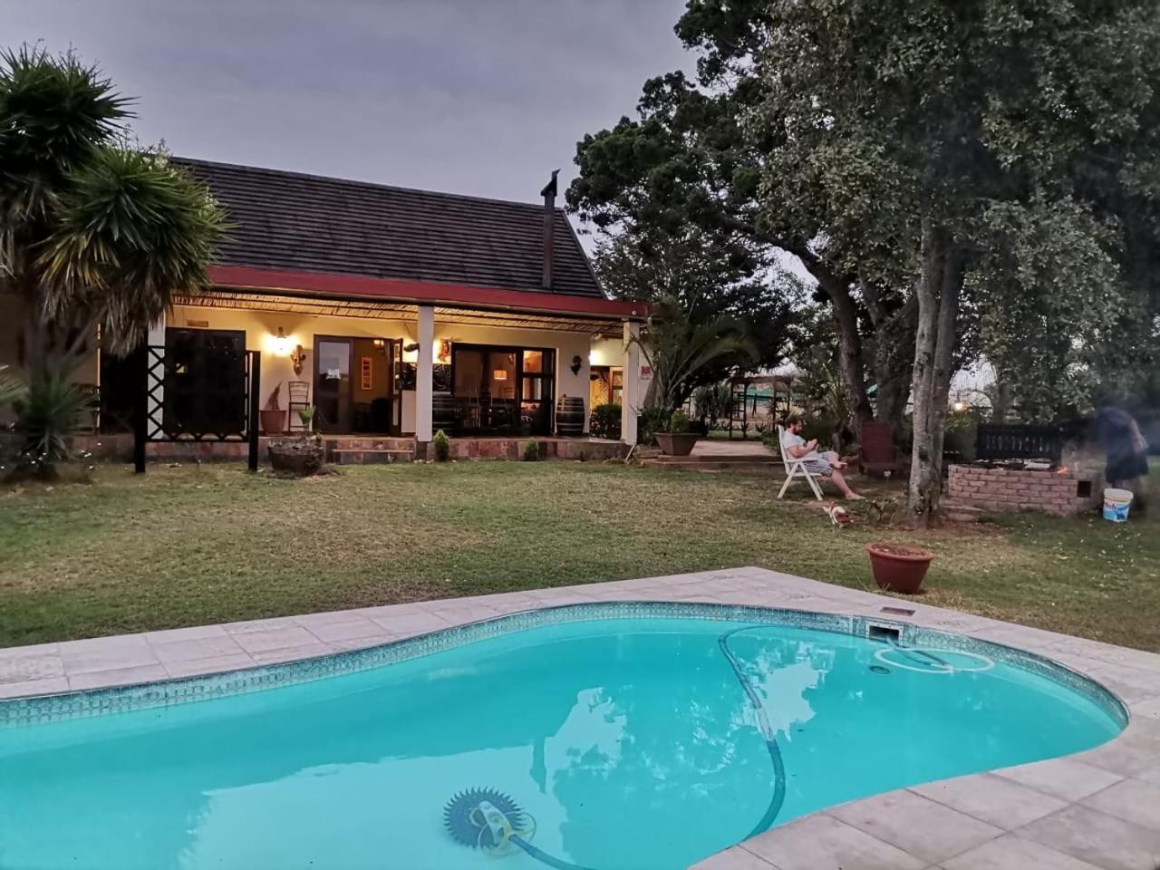 Cheetah Lodge Guest House Hartenbos Esterno foto