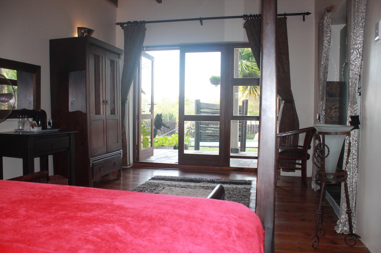 Cheetah Lodge Guest House Hartenbos Esterno foto