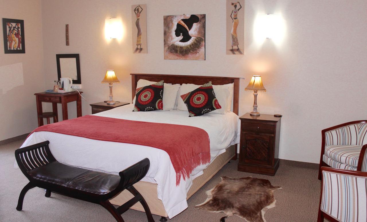 Cheetah Lodge Guest House Hartenbos Esterno foto