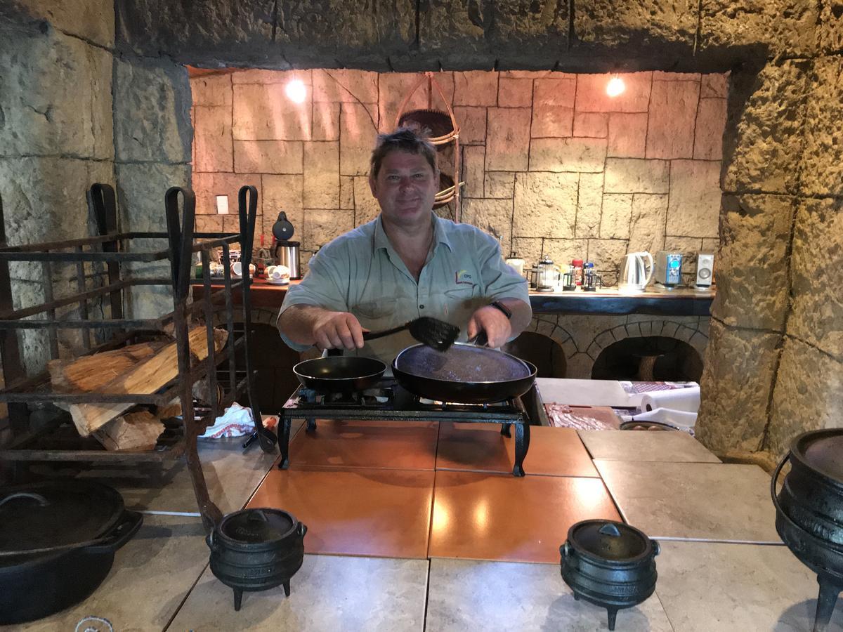 Cheetah Lodge Guest House Hartenbos Esterno foto